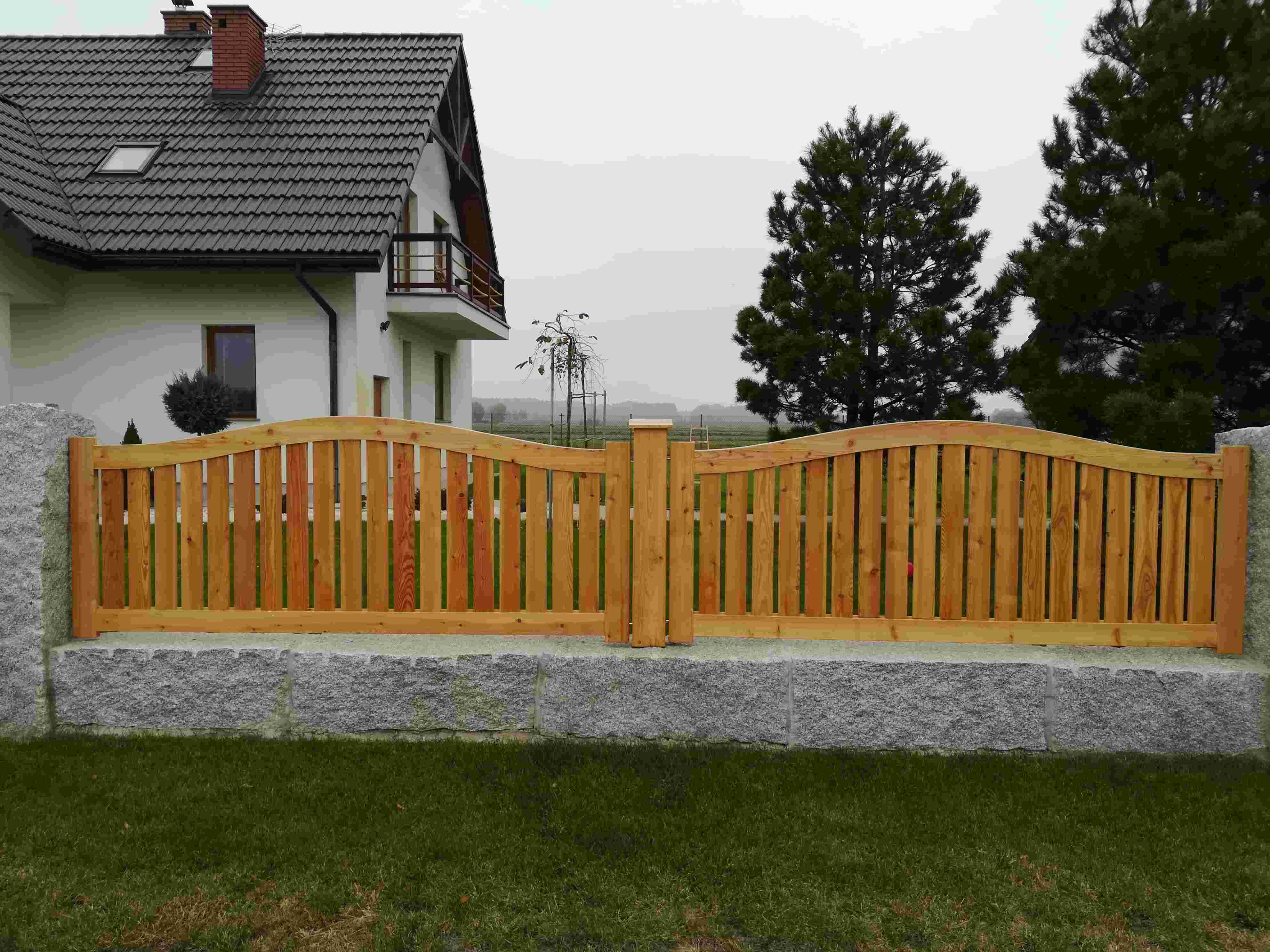 bramy drewniane ogrodzenia